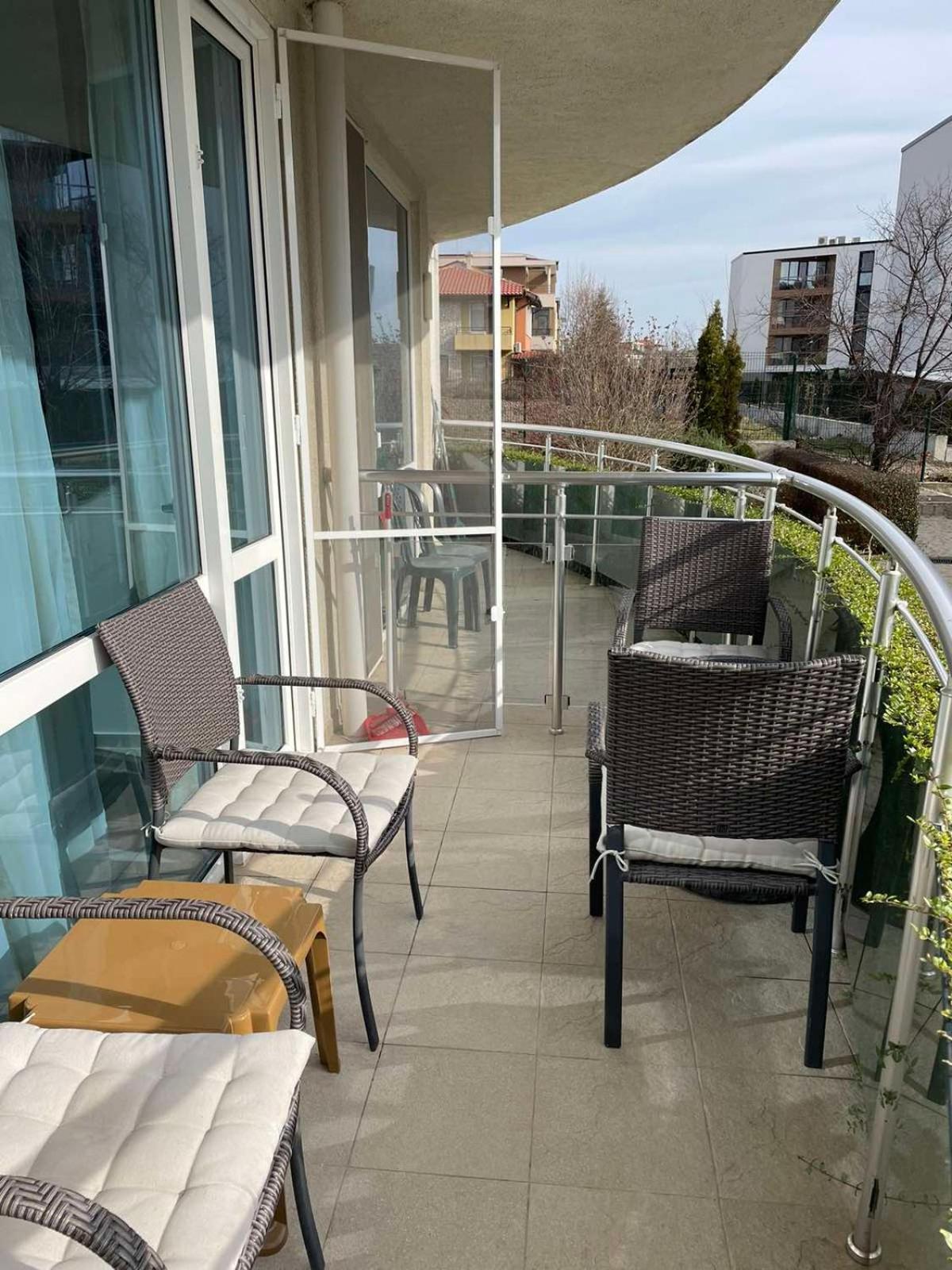 Apartament Ivanovi A119 Burgasz Kültér fotó