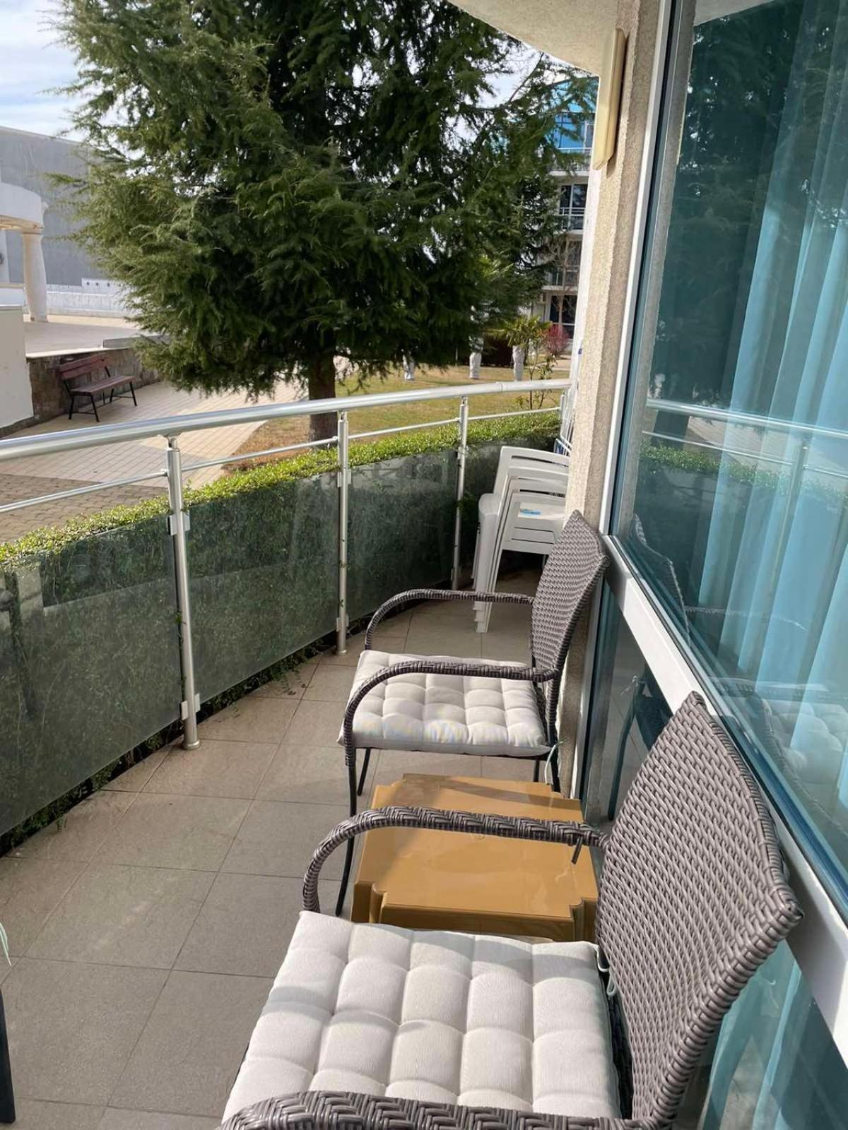 Apartament Ivanovi A119 Burgasz Kültér fotó